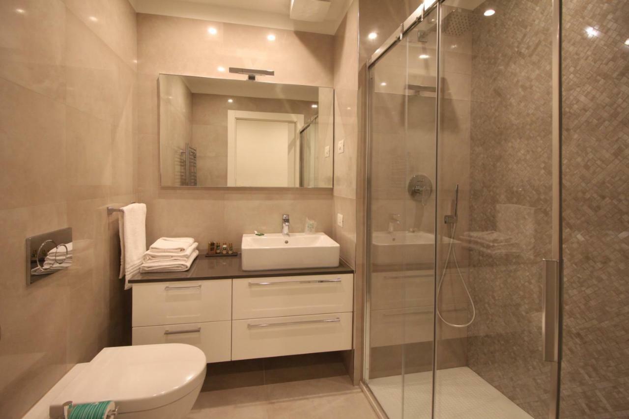 Casa Vacanze Residence Ideale Suites And Apartments Alassio Kültér fotó